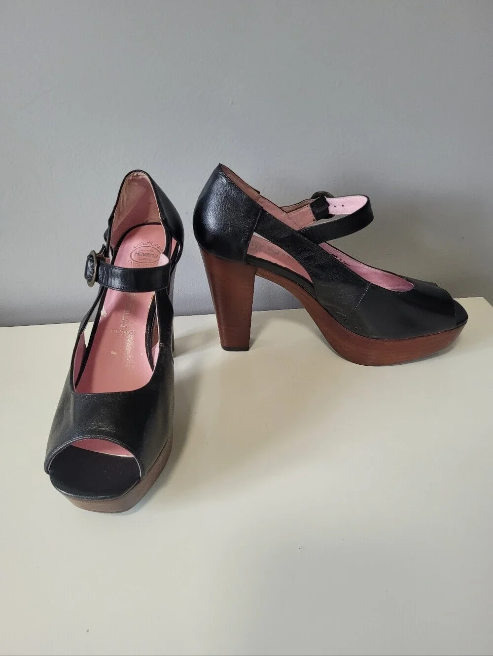 Jeffrey Campbell Dobrica Leather Wood Platform Mary Jane Pumps, GUC, Size 40